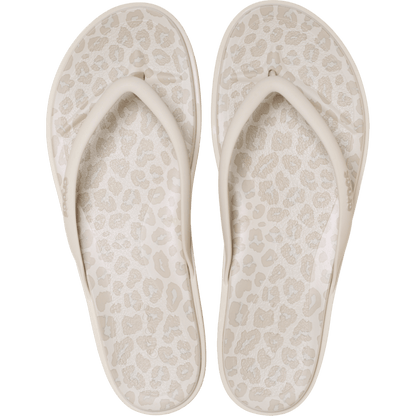 Crocs - Miami Round Toe Animal Flip Women